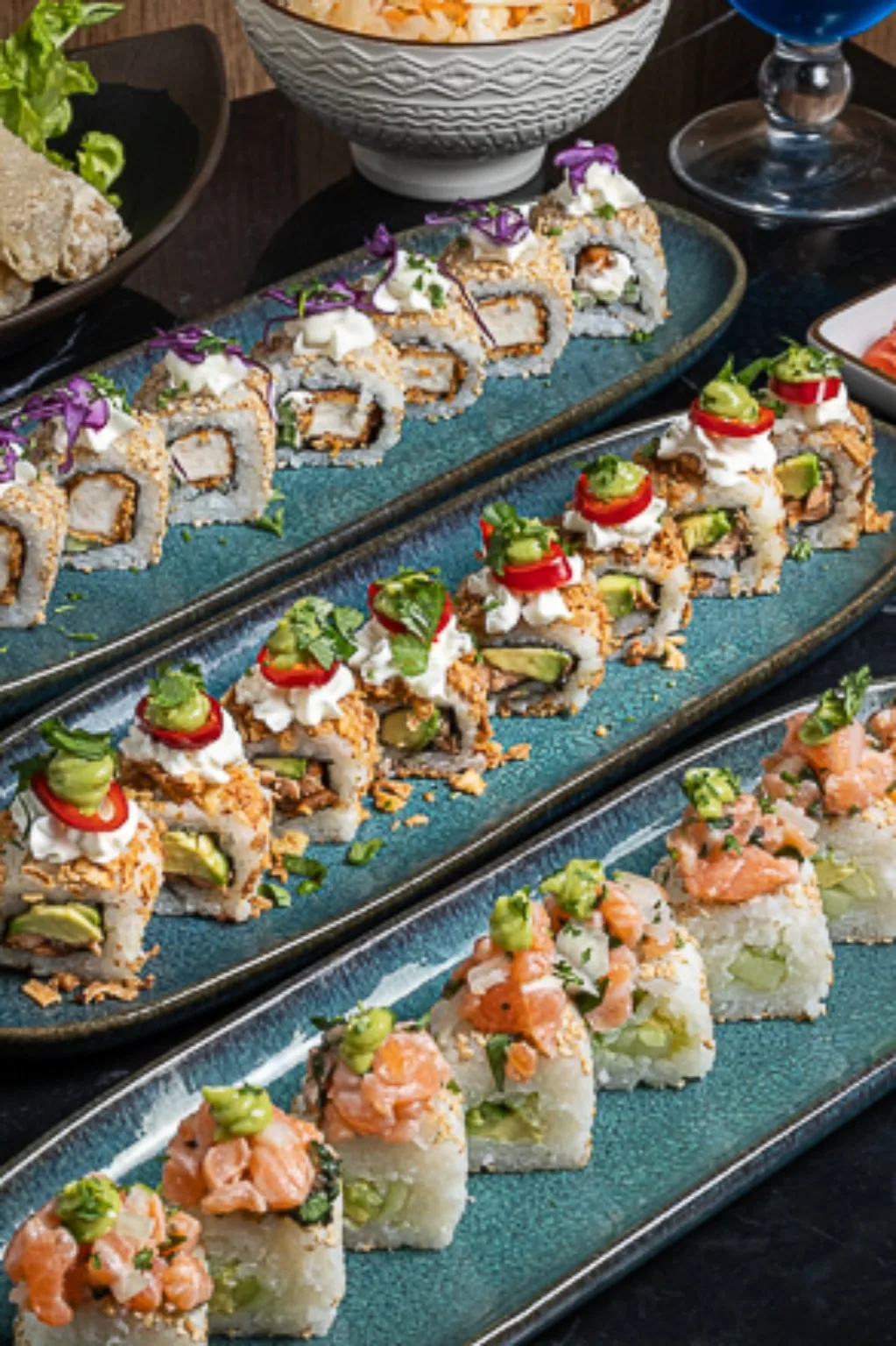 Plateaux de rolls et sushis Kin Khao